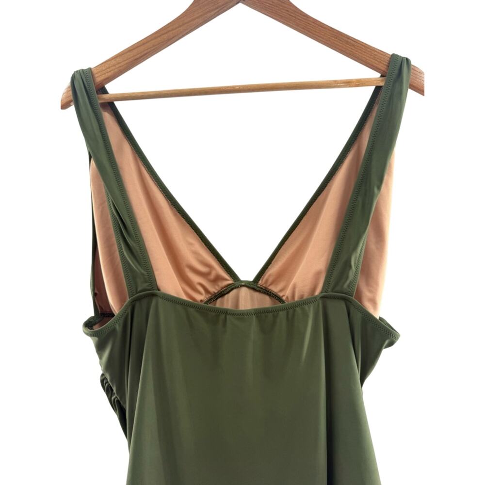 J. Crew Ruched Tummy V-Neck Swimsuit Cool Cypress Stretch Full Coverage Size 22 - Picture 7 of 14